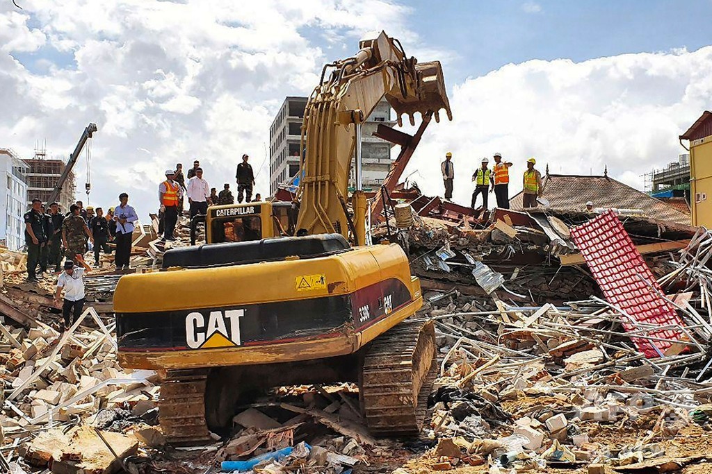 建設中のビル崩壊し7人死亡 中国企業が所有 カンボジア 写真7枚 国際ニュース Afpbb News