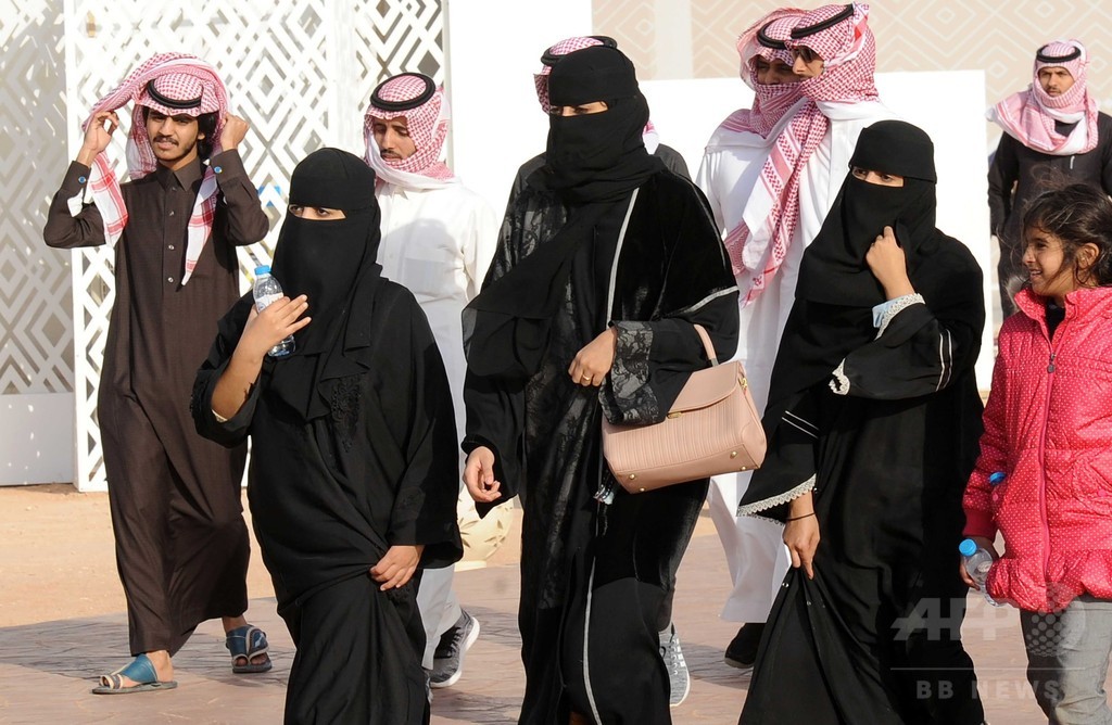 「牙を抜かれた」サウジの宗教警察、社会に解放感も一抹の不安 「牙を抜かれた」サウジの宗教警察、社会に解放感も一抹の不安