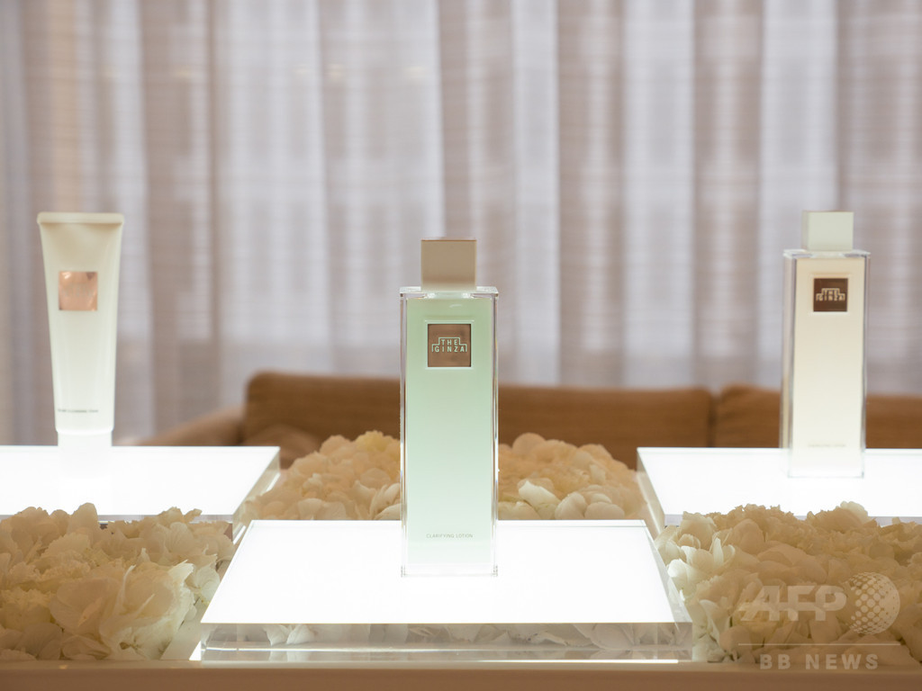 国木田独歩の玄孫も登場、資生堂「ザ・ギンザ コスメティックス」新製品発売会