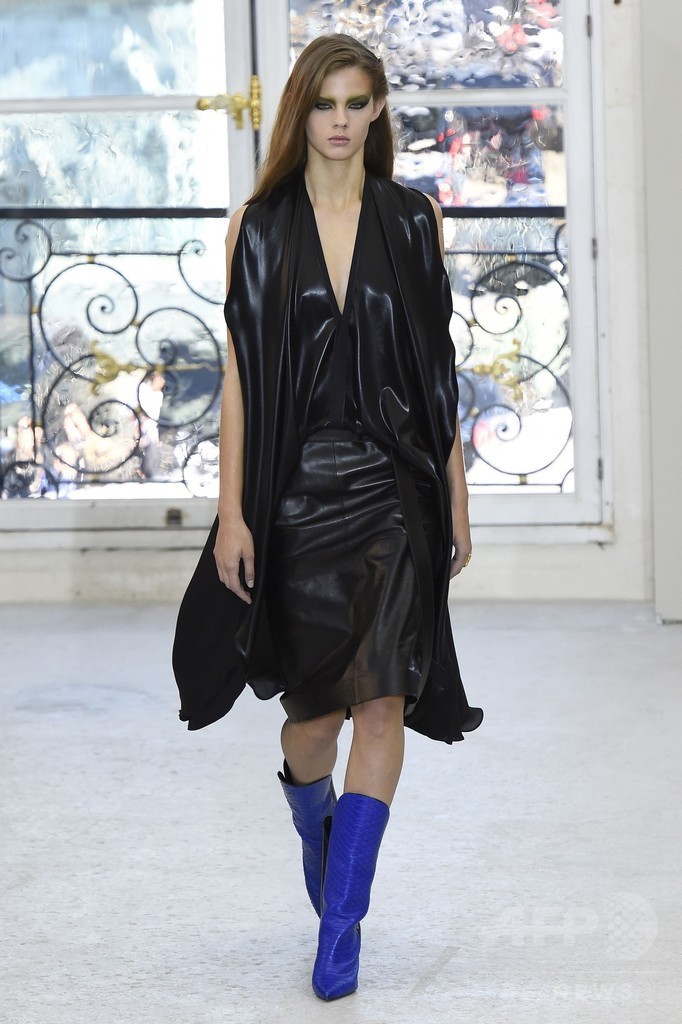 「ルイ・ヴィトン」17年春夏