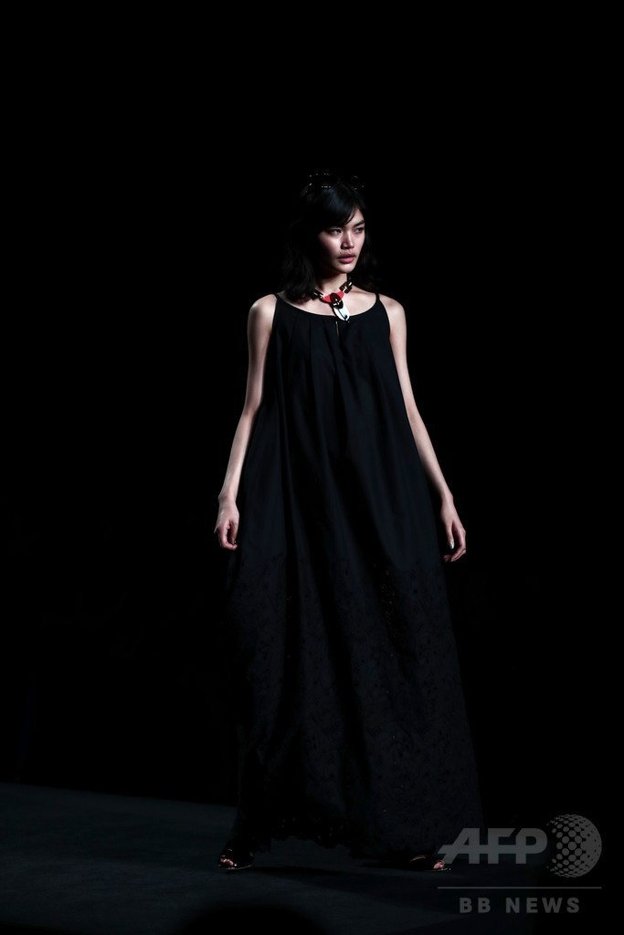 福士リナ、世界に旋風を巻き起こす日本人モデル