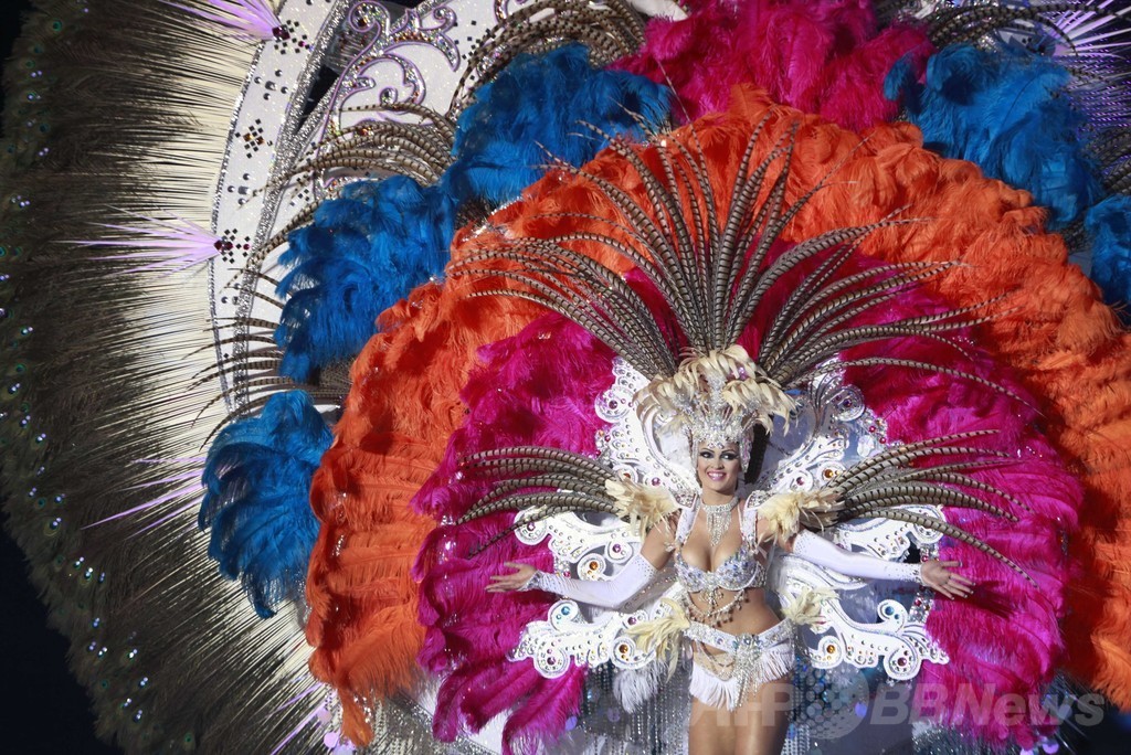 「カーニバルの女王」は誰に