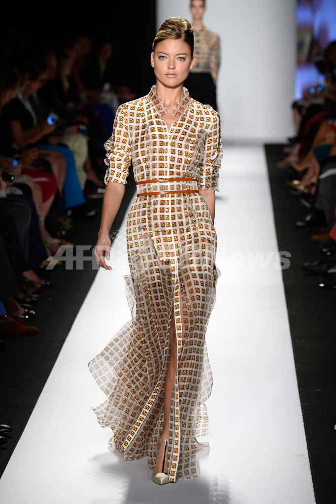 ＜14年春夏NYコレクション＞キャロリーナ ヘレラ