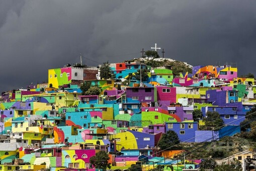 丘の地区がストリートアートで色鮮やかに メキシコ 写真16枚 国際