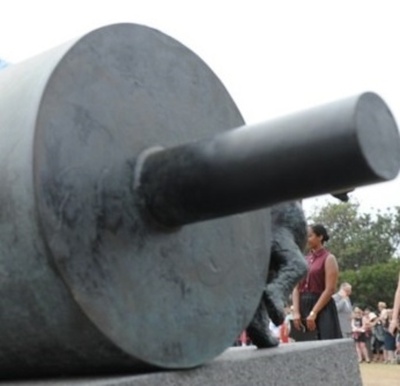 麺棒で恋人を襲ったパン店経営者を逮捕、フランス