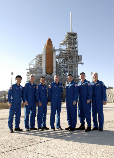 米シャトル「ディスカバリー」、4回目の打ち上げ延期 新たな日時は未定