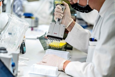 WHO、コロナ遺伝子解析の強化呼び掛け 変異株対策で