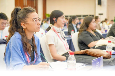 若者の発展に活力を与え、美しい未来を共に創造するSCO