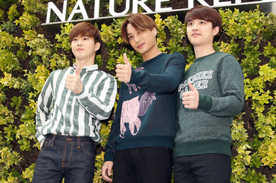 「EXO」とテヨン、コスメショップのイベントに出席 ソウル