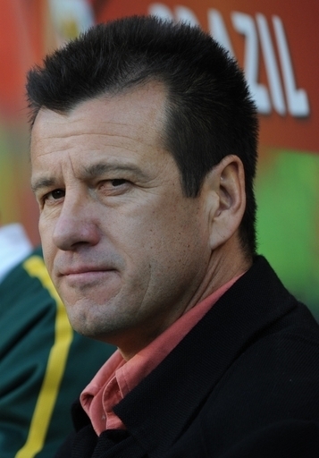 ブラジル・ドゥンガ監督を解任