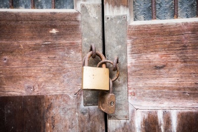 春節のにぎわい去って村は閑散 中国農村部の縮図