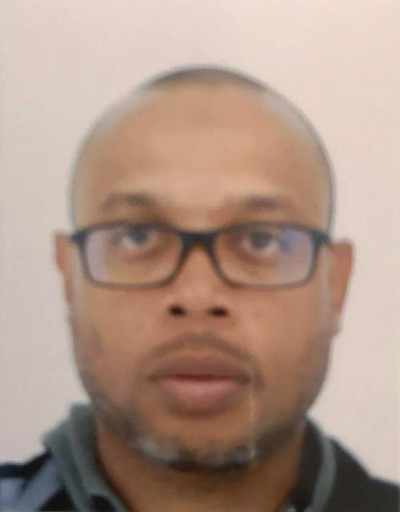 パリ警視庁襲撃、容疑者は「イスラム過激思想」に固執