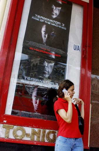 死んだはずの女性から電話、インド