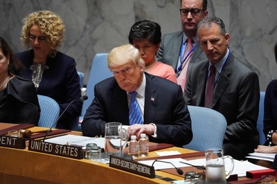 トランプ氏、安保理で初の議長 対イラン強硬策に反発受ける