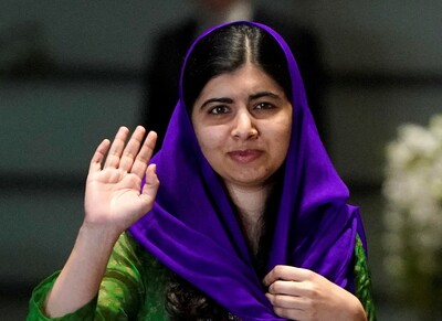 ノーベル平和賞受賞のマララさん、初来日 安倍首相と会談