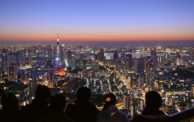 海抜270メートルから見る初日の出、東京・六本木ヒルズ