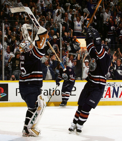 ＜NHL プレーオフ＞オイラーズ 3連勝でスタンレー杯進出に王手！ - カナダ