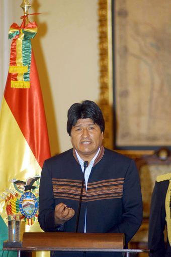 大統領、支持者に報復の自粛を要請 - ボリビア