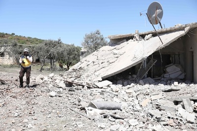 シリア北西部で100回以上の空爆、子ども2人含む民間人9人死亡