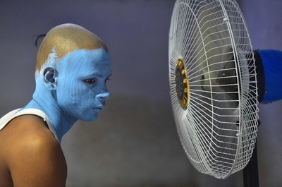 【今日の1枚】ヒンズー教、神の化粧 インド