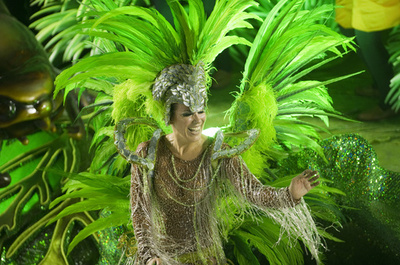 リオのカーニバル、優勝はビライザベル