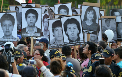 フジモリ元大統領、再び裁判へ 1992年の殺害事件で