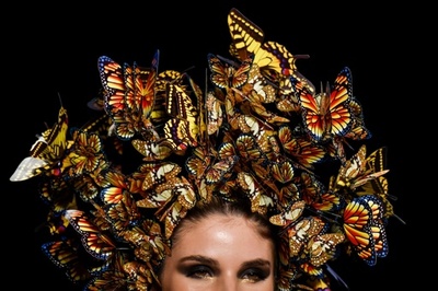 コロンビアでファッションショー、地元デザイナーらが新作