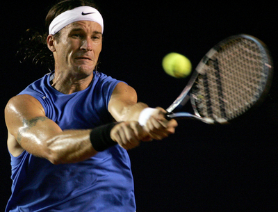 ＜テニス アビエルト・メヒカーノ・テルセル2007＞男子シングルス、モヤ ハートフィールドに勝利し準々決勝進出 - メキシコ