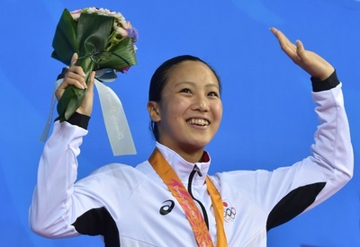 渡部が女子100m平泳ぎで銀メダル、アジア大会
