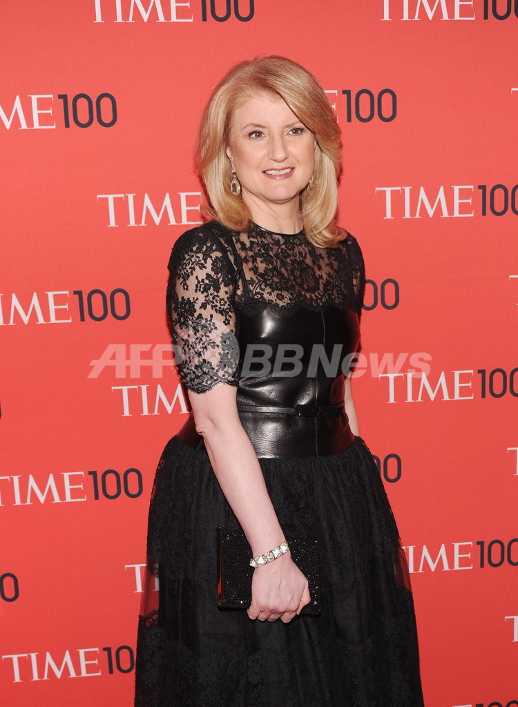 アリアナ・ハフィントン、ヴァレンティノのドレスで「世界で最も影響力のある100人」ガラパーティに 写真2枚 国際ニュース:AFPBB News アリアナ・ハフィントン、ヴァレンティノのドレスで「世界で最も影響力のある100人」ガラパーティに 写真2枚 国際ニュース:AFPBB News