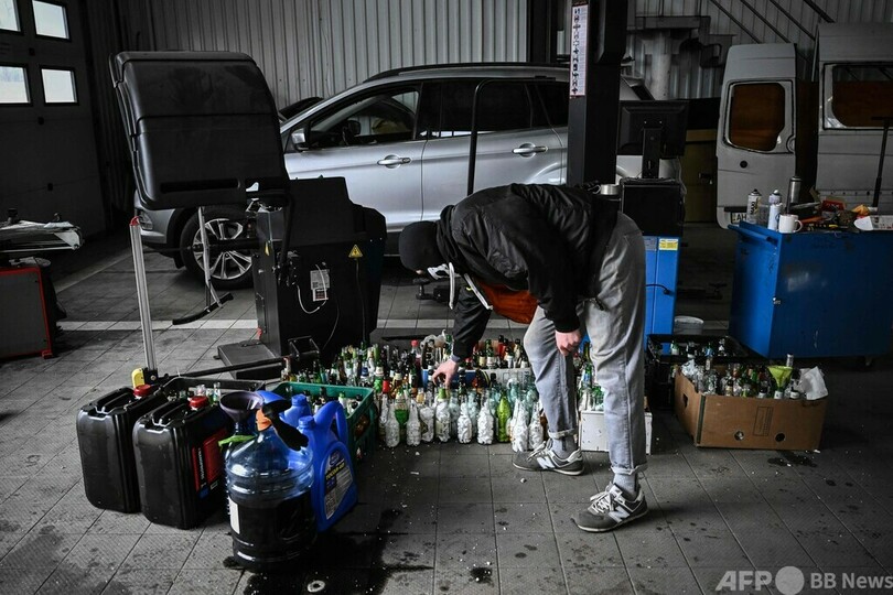 「最後の橋」に爆薬、ロシア軍阻止へ 緊迫のキエフ西郊