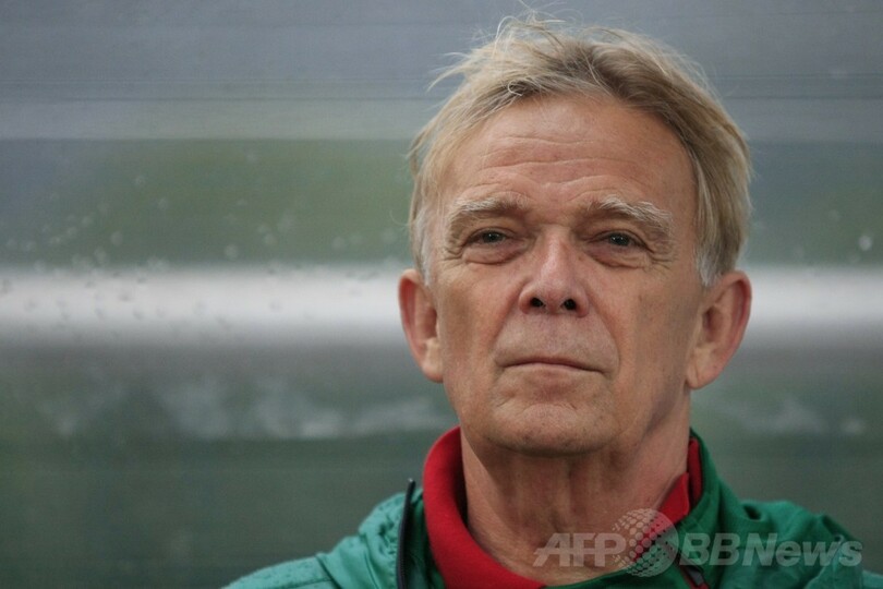 カメルーン、親善試合でパラグアイに敗れる