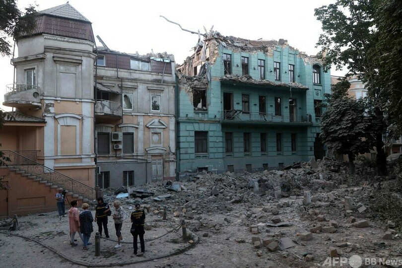 ロシア、オデーサにミサイル19発、24人死傷 ウクライナ