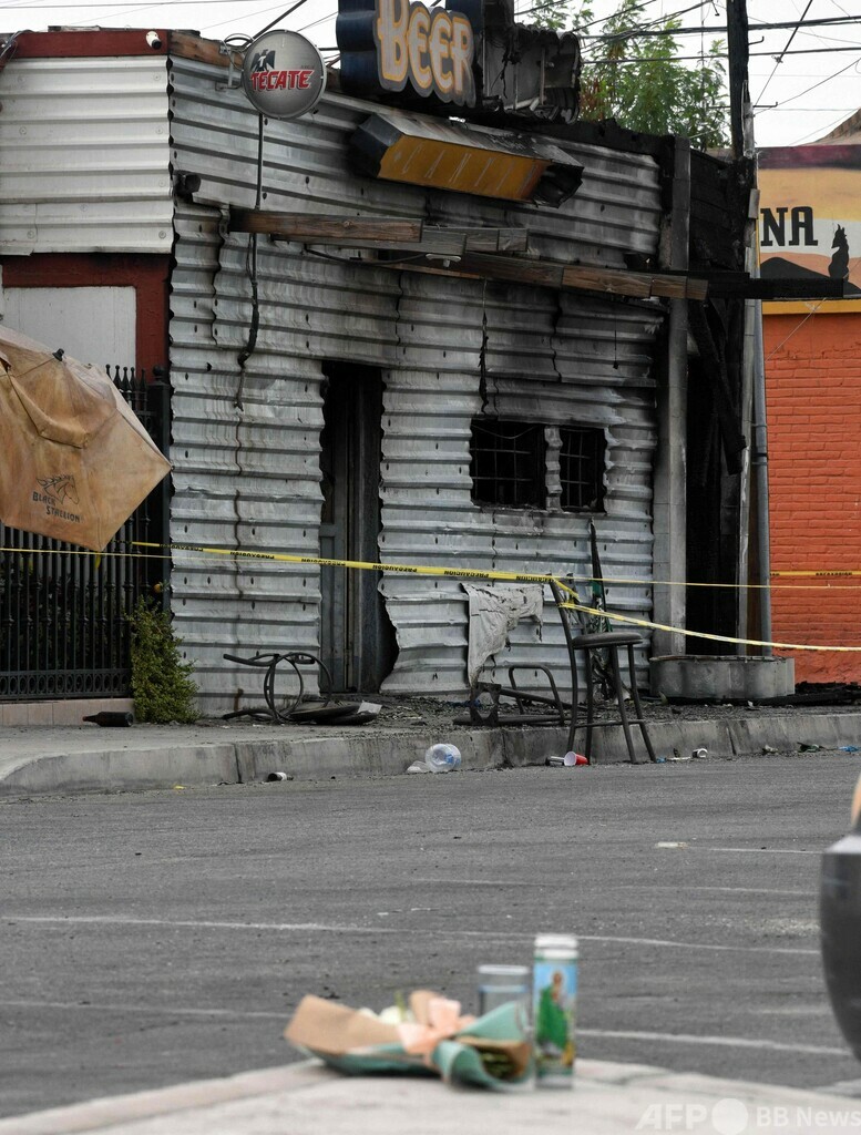 バーから追い出された男が放火、11人死亡 メキシコ
