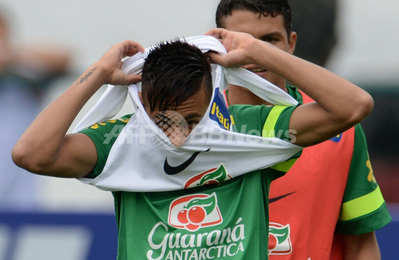 ネイマール バルサ加入前にブラジル代表の親善試合に出場へ 写真7枚 国際ニュース Afpbb News