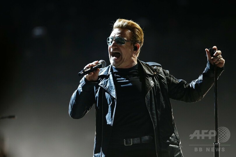 U2、テロ発生のパリでやり直し公演 事件の歌も作曲