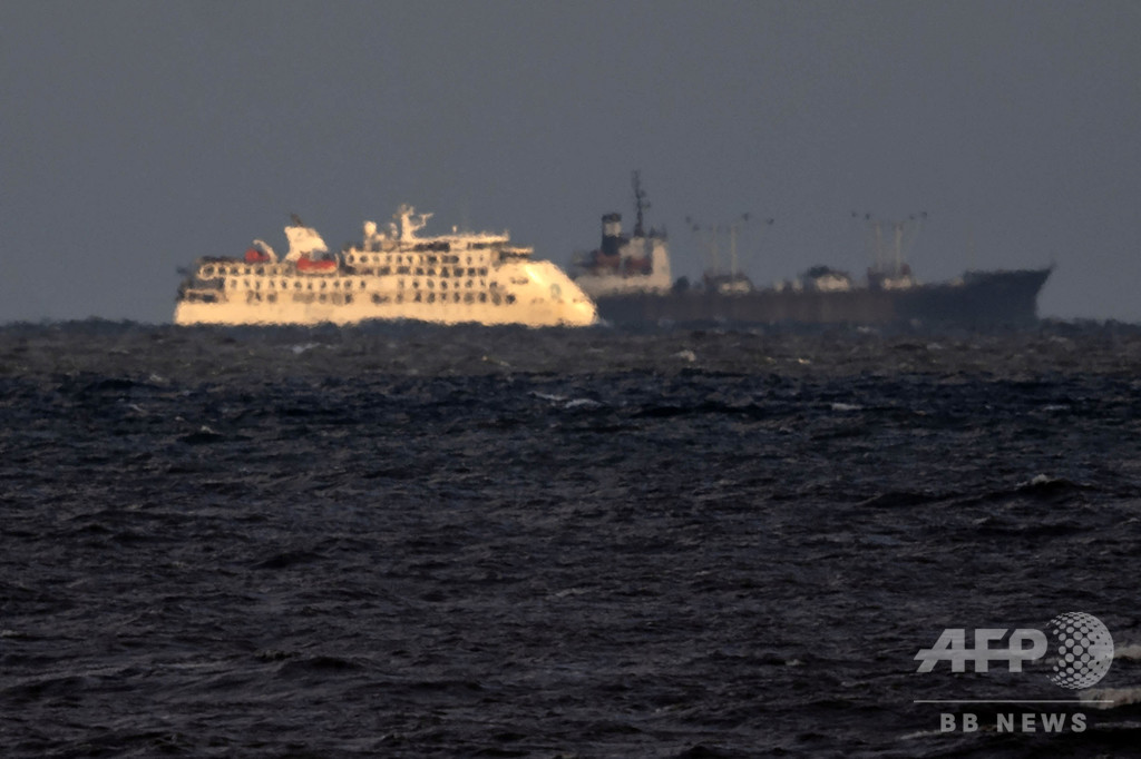 ウルグアイ沖クルーズ船でコロナ感染81人 船内に0人以上残る 写真3枚 国際ニュース Afpbb News