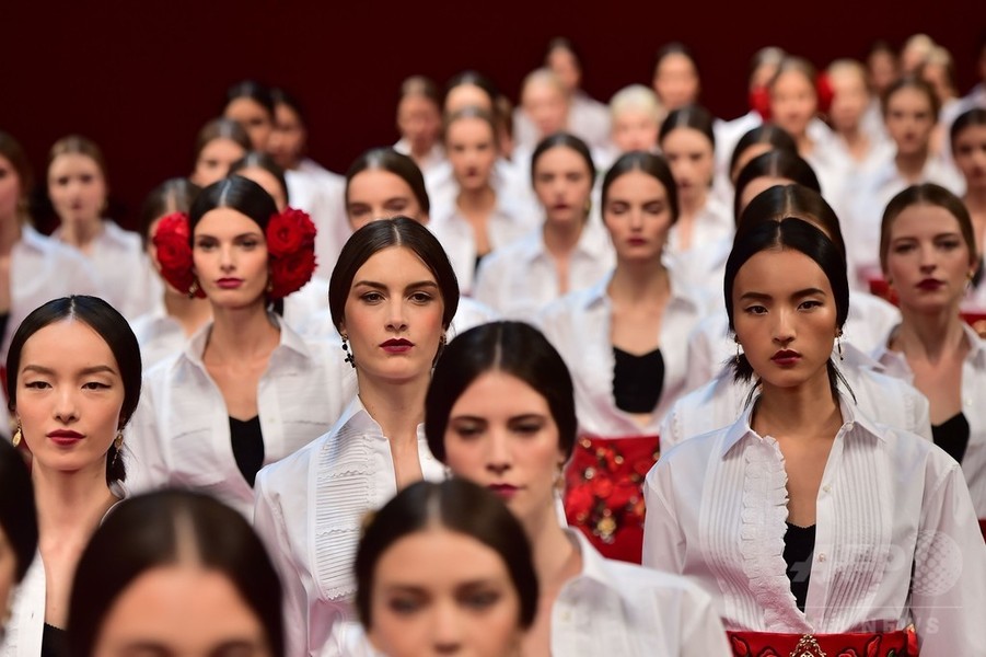 スペインによるシチリア侵攻から着想、「ドルチェ＆ガッバーナ」15年春夏