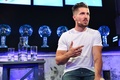 オーストリア・ザルツブルクで行われた引退会見に臨むアルペンスキー男子のマルセル・ヒルシャー（2019年9月4日撮影）。(c)JOE KLAMAR / AFP