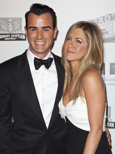 ジェニファー・アニストン、毎日40分のトレーニングで体型キープ