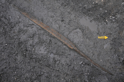 韓国で推定7000年前の木製オールを発見、新石器時代から日本と交易か