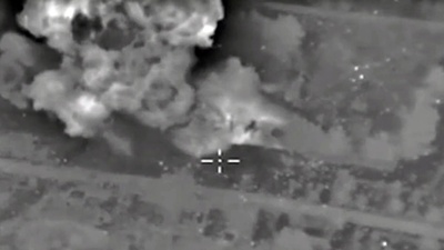米軍操縦士、シリア空爆で露軍機と交信