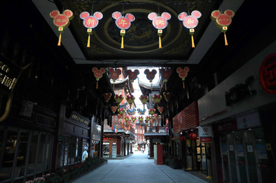 中国の観光業、新型ウイルスで大打撃 日本や東南アジアにも波及