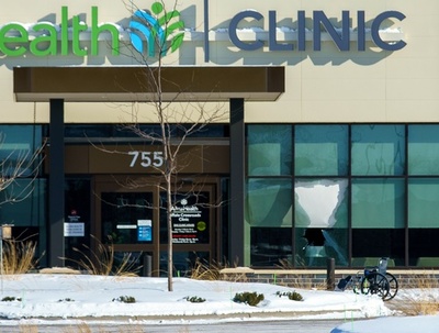 米診療所で銃撃・爆弾爆発 5人負傷