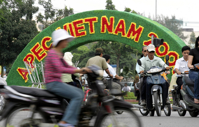 「身長の低い人、胸が平らな人は運転禁止」規制案を延期、ベトナム