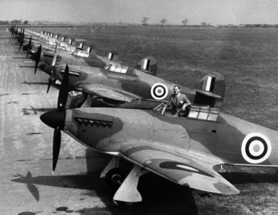 大戦中に「ビルマ」の土に埋められた英スピットファイア、70年ぶり発掘へ