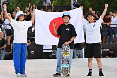 スケボー五輪予選開幕戦、中山楓奈V 日本女子が表彰台独占