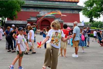 今年の夏休み 中国を訪れる外国人家族客が急増