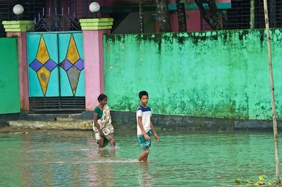 バングラデシュで雨期の洪水、国土の3分の1が浸水