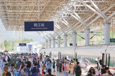 中秋節の連休中、中国の地域をまたいだ人の移動は延べ6億人超